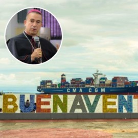 Obispo de Buenaventura bendijo la ciudad a bordo de un helicóptero