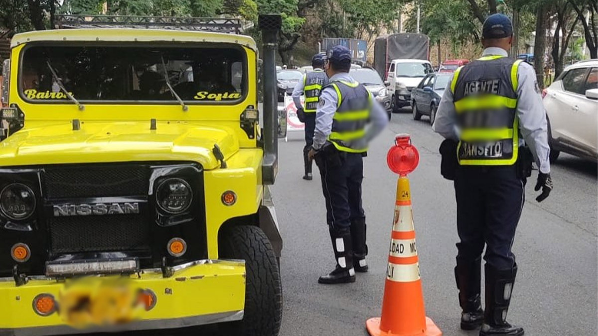 Registran ataque con arma de fuego a las afueras de centro comercial