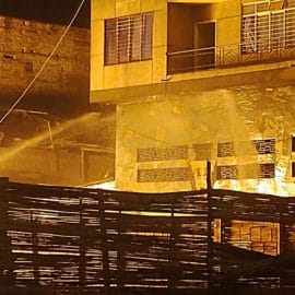 Fuga de gas provocó fuerte incendio en zona comercial del centro de Cali