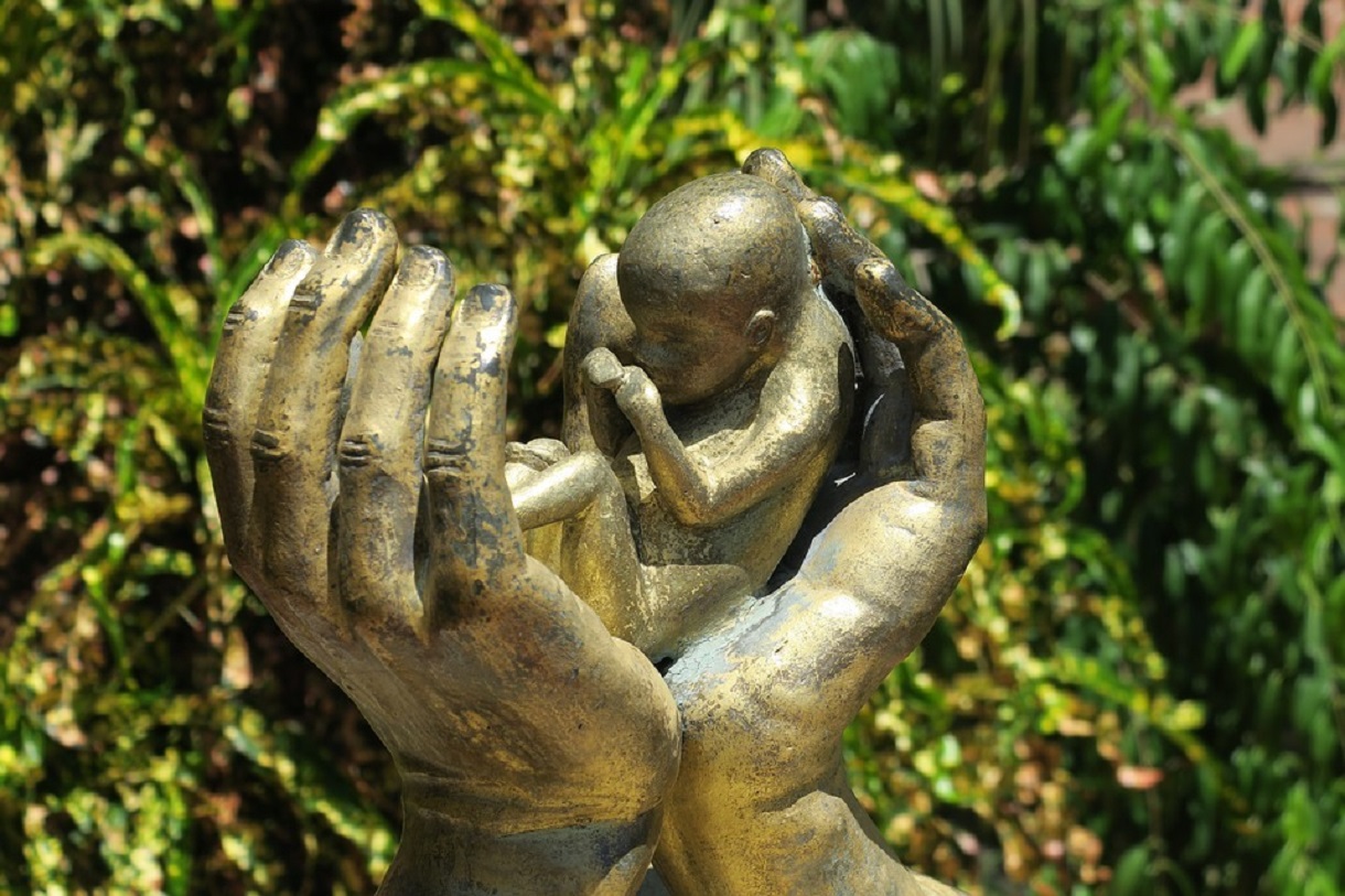 "Estamos facilitando que aborto se convierta en práctica anticonceptiva"