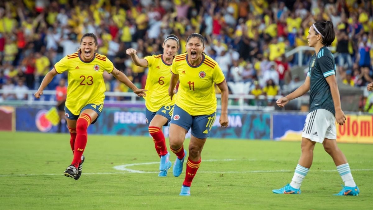 James habló de los silbidos que recibió en el Metropolitano contra Perú