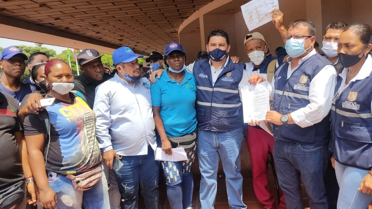 Unidad de Servicios Públicos realiza mesa de trabajo con organizaciones de recicladores