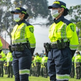 Alrededor de 50 mujeres auxiliares de Policía resultaron intoxicadas