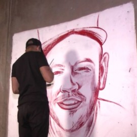 Mural de sangre humana: artista del Valle rindió tributo a Residente