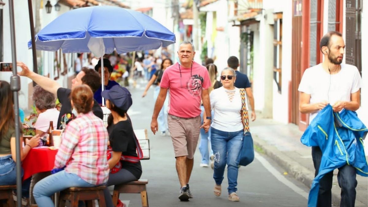 Con total éxito se realizó la tercera versión de 'Camina San Antonio'