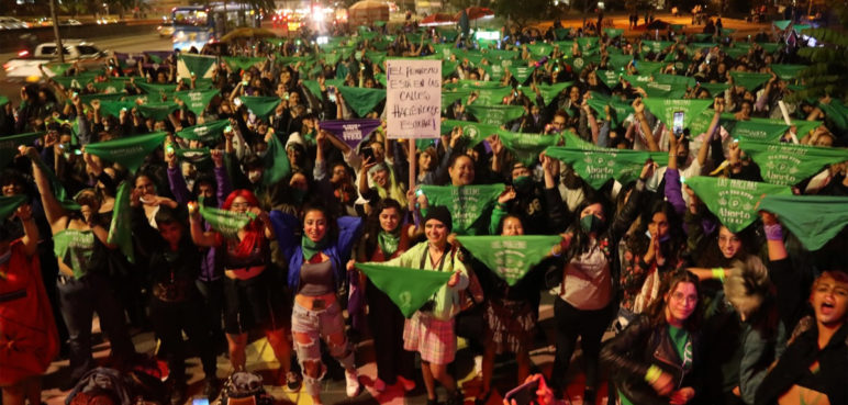 Corte Constitucional pide respetar sus decisiones luego de despenalizar el aborto