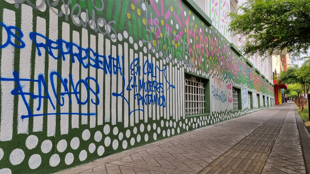 Destruyen mural ‘Cali Florece’ inaugurado este martes en el Bulevar del Río