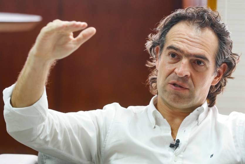 Petro fue denunciado ante la Corte Suprema por tweet sobre compra de votos