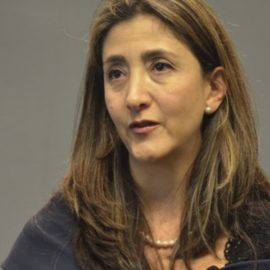 Ingrid Betancourt trata de tramitadora de secuestros a Piedad Córdoba
