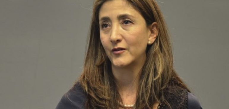 Ingrid Betancourt trata de tramitadora de secuestros a Piedad Córdoba