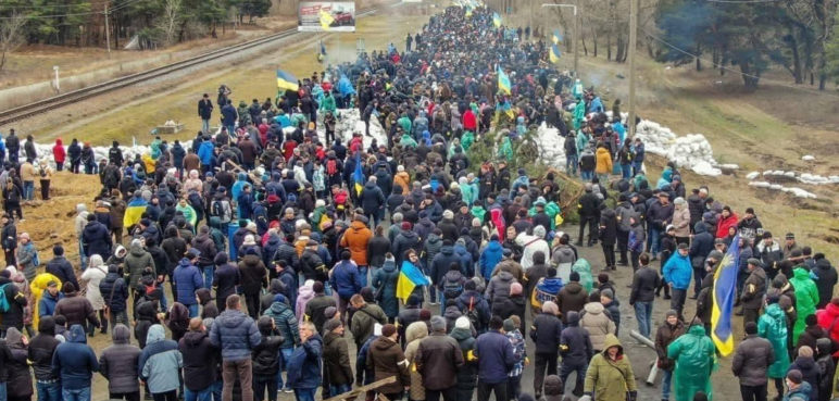 Moscú y Kiev acuerdan crear corredores humanitarios para evacuar a civiles