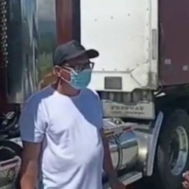 Pide disculpas el conductor de tractomula que intentó arrollar a ciclistas