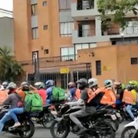Rappitenderos protestaron por malas condiciones laborales de la aplicación