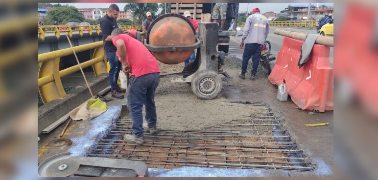 ¡Está listo!: Ya se reparó el puente de la Carrera 8 con Calle 70