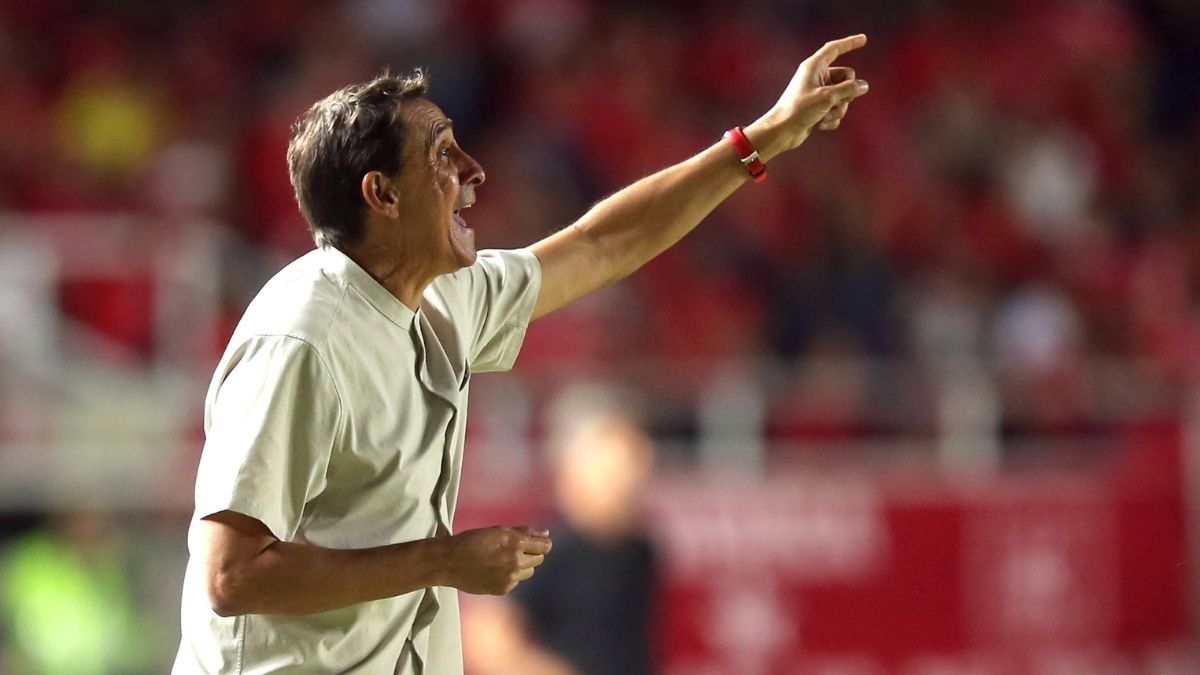 “Nosotros nunca renunciamos”: Guimaraes y cuerpo técnico
