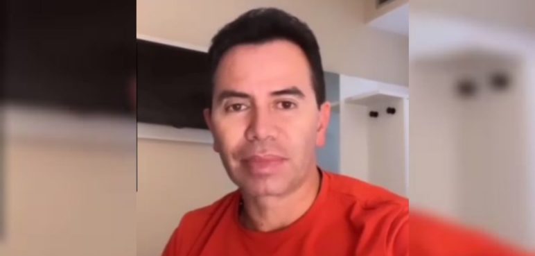 A músico de Jhonny Rivera le habrían robado 38 millones de pesos