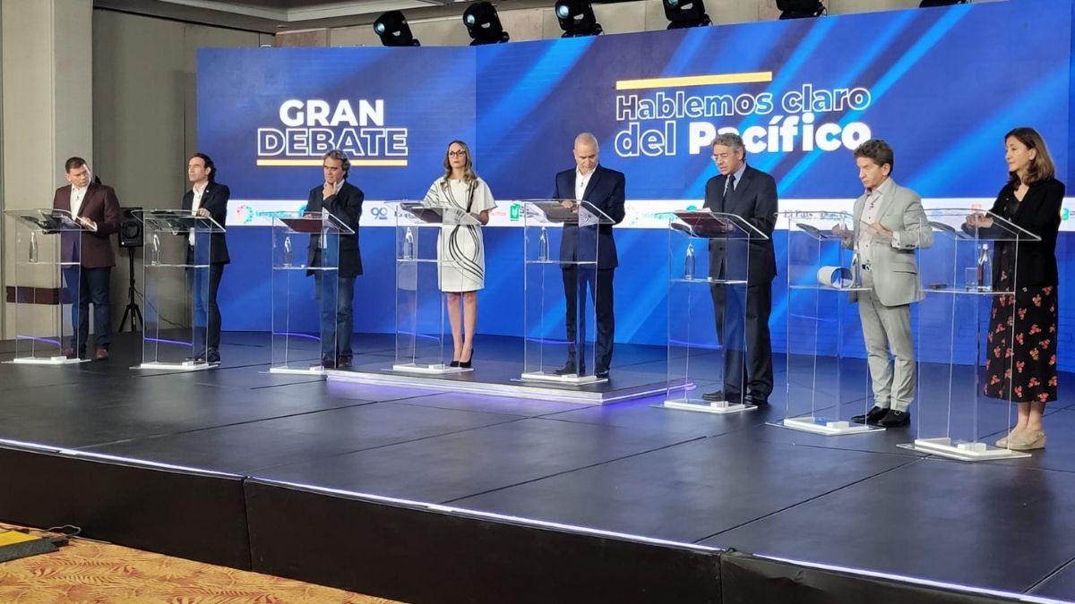 ¿Posible alianza entre Fajardo y Hernández de cara a primera vuelta?