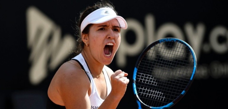Camila Osorio, clasificó a semifinales en dobles en la Copa Colsanitas