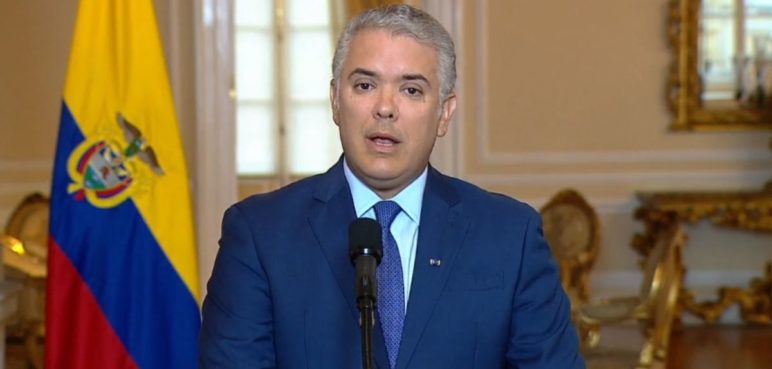 Colombia elimina uso del tapabocas en lugares cerrados desde el 1 de mayo