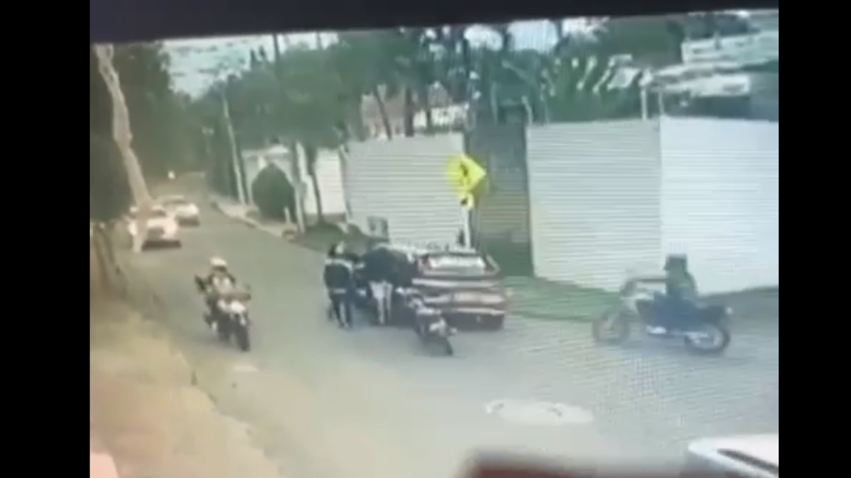 Anuncian despido del conductor de la ambulancia que causó accidente