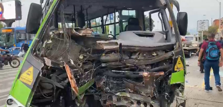 Habló conductor del bus del MÍO que se accidentó con Freddy Rincón