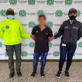 Insólito: hombre contrató a grupo criminal para torturar a un familiar