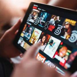 ¿Películas gratis? Esta es la nueva plataforma que competirá contra Netflix