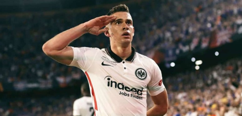 ¡Siendo protagonista, Santos Borré es campeón de la Europa League!