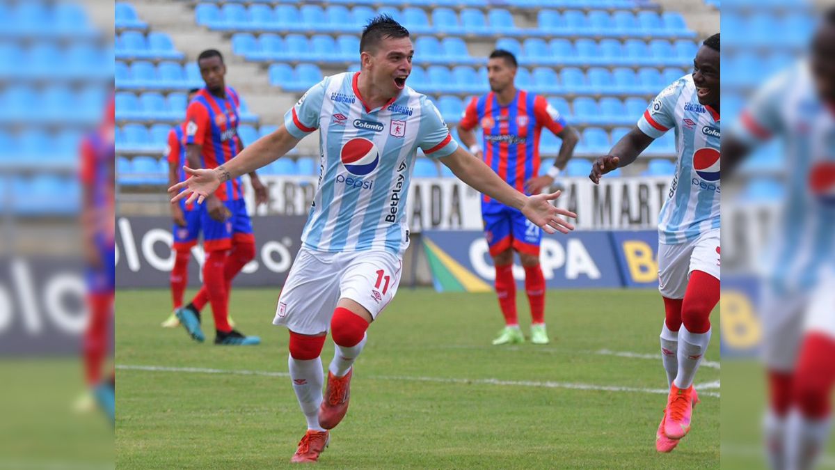 Con mural, hinchas del América de Cali rinden homenaje a Adrián Ramos