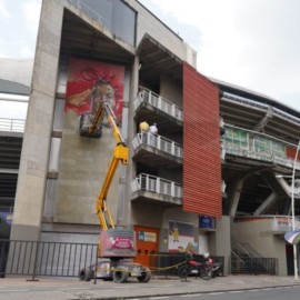 Con mural, hinchas del América de Cali rinden homenaje a Adrián Ramos