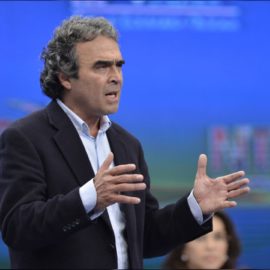 No confío en la Registraduría pero respeto los resultados: Fajardo
