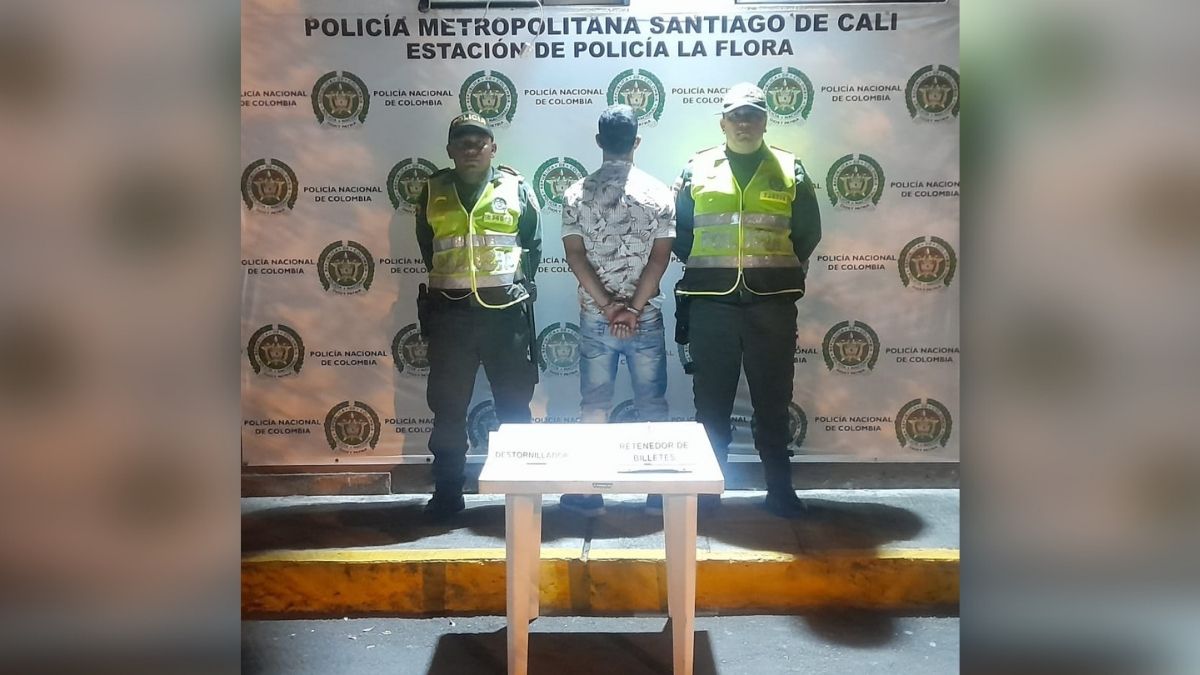 Hombre fue capturado mientras intentaba robar el dinero de un cajero electrónico