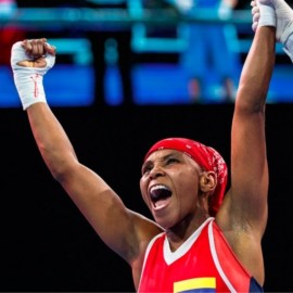 Ingrit Valencia da el golpe y es finalista del Mundial de Boxeo