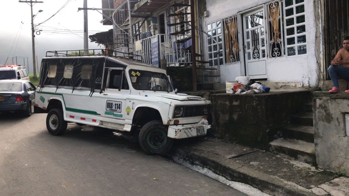 Accidente de vehículo tipo guala dejó un saldo de 8 personas heridas