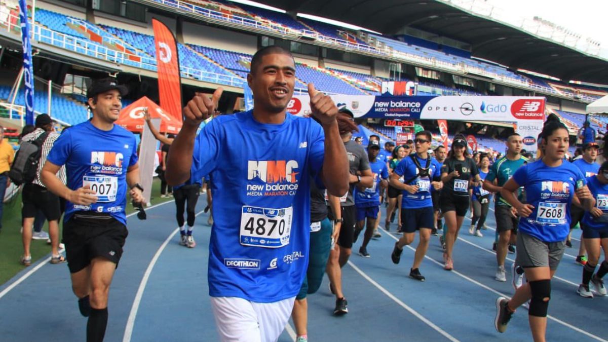 Caleños y turistas madrugaron para la Media Maratón de Cali