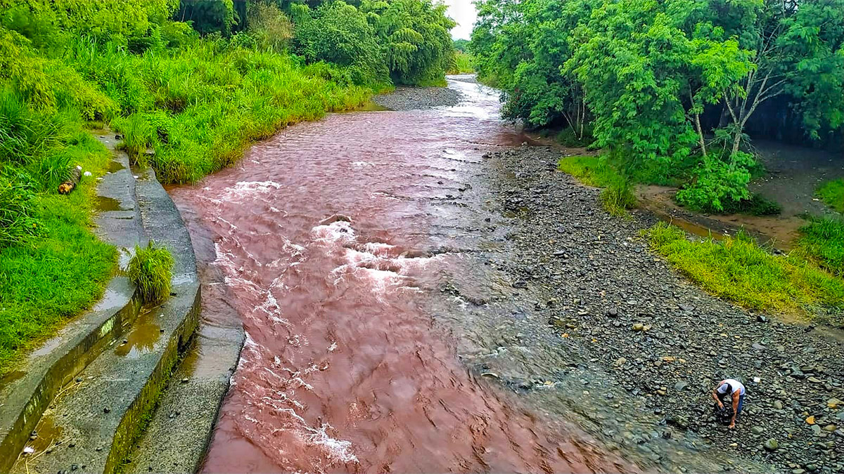 Video: así comenzaron las pruebas que teñirán de rojo algunos ríos de Cali