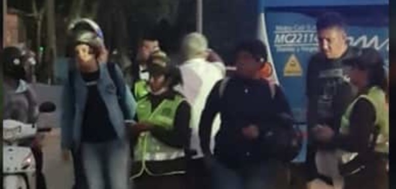Un hombre murió tras estrellarse contra un bus del MÍO en el norte de Cali