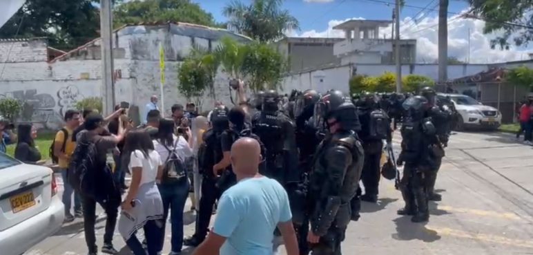 "No podemos ser víctimas también del Estado": familiar de interno de la cárcel de Tuluá
