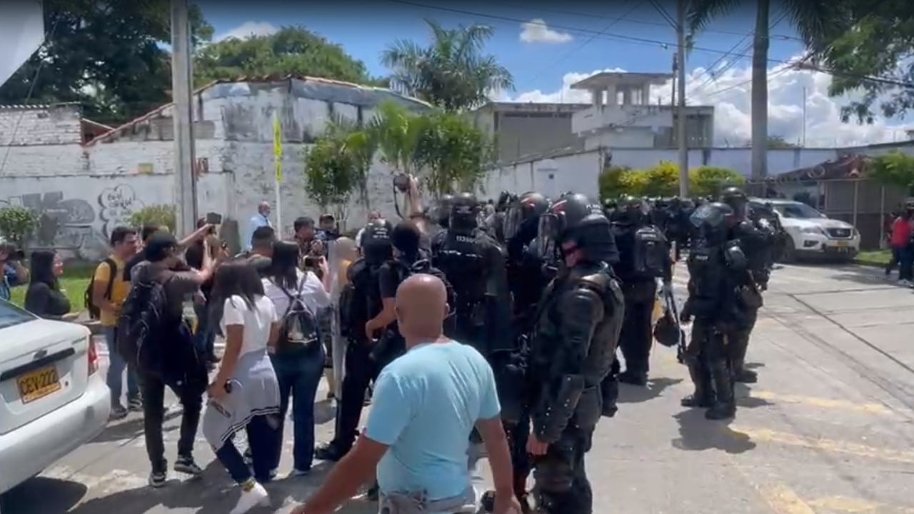 Intentaron robar una panadería, pero no contaban con lo que hizo un cliente