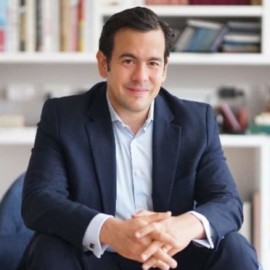 Rodrigo Lara renunció a su curul como senador de la República