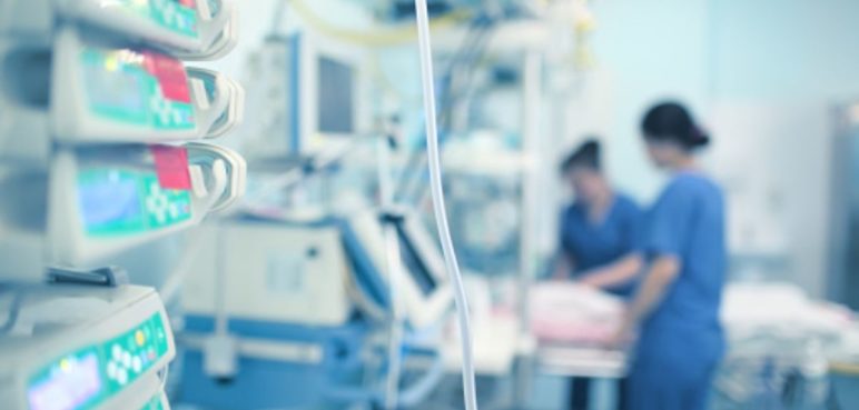 UCI pediátricas se llenaron por incremento de enfermedades respiratorias