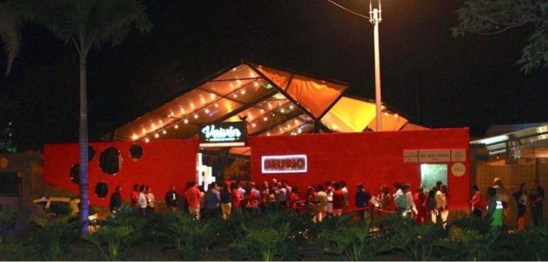 Vive en junio una noche delirante, en la Carpa Delirio
