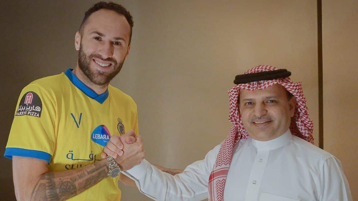 David Ospina fue presentado por su nuevo equipo tras abandonar el Napoli