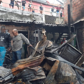 Dolor: Dos personas murieron calcinadas durante incendio en inquilinato de Cali