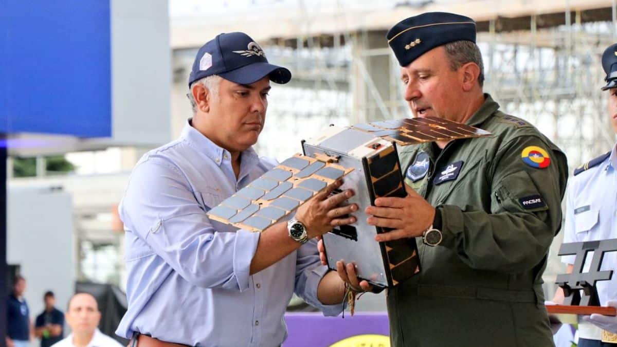 Rescatan una vaca que se encontraba en malas condiciones en un colegio de Dagua