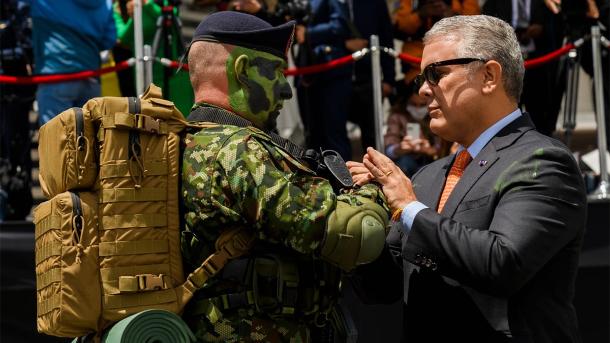 Están ofreciendo 7 mil millones por atentar contra Duque, advierte la Policía