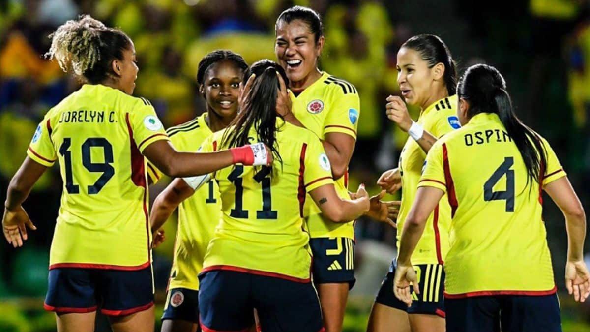 La Selección Colombia Femenina enfrenta a Argentina por un cupo en la final