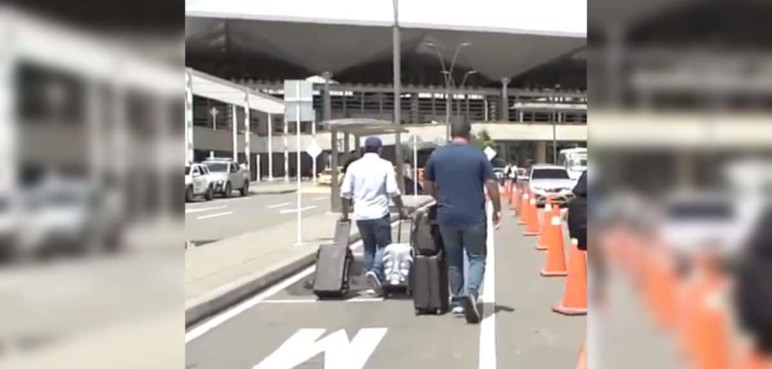 Robaron los equipos técnicos del cantante Jerry Rivera en el aeropuerto de Cali