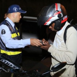 Autoridades realizaron operativo de control sobre medida de parrillero hombre