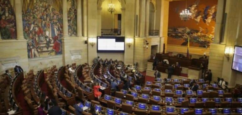 Aumentó el salario mensual de los congresistas en un 2,61%
